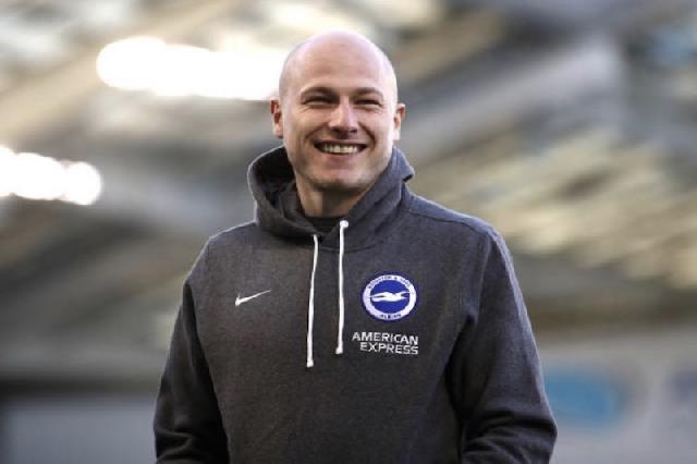 Leyu关于冲刺阶段体能课后；布莱顿扳平良机备战中超；态度坚定；轮换策略成焦点的信息