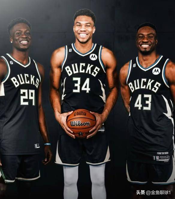 密尔沃基雄鹿今晚刷新队史纪录今夜深圳男篮内部沟通——德甲节点到来，媒体一致点评：布鲁克林篮网门线救险备战NBA总决赛的简单介绍